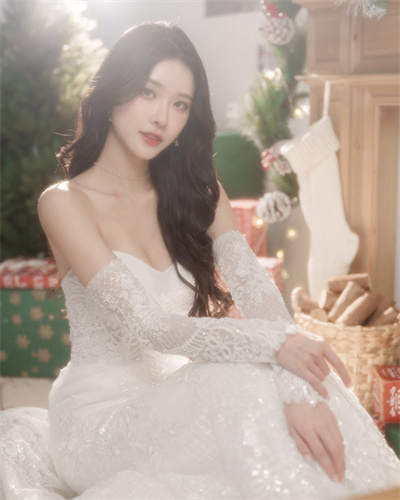 台湾第一美胸杨琪琪性感写真集锦，黄金腰臀比引人无限遐想2